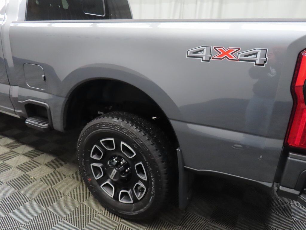 2024 Ford F-250 Super Duty 4x4 Crew Cab Platinum Fond du Lac WI 2024 Ford F-250 Super Duty 4x4 Crew Cab Platinum Fond du Lac WI