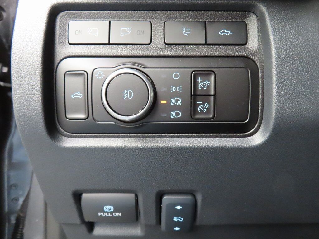 2024 Ford F-250 Super Duty 4x4 Crew Cab Platinum Fond du Lac WI 2024 Ford F-250 Super Duty 4x4 Crew Cab Platinum Fond du Lac WI