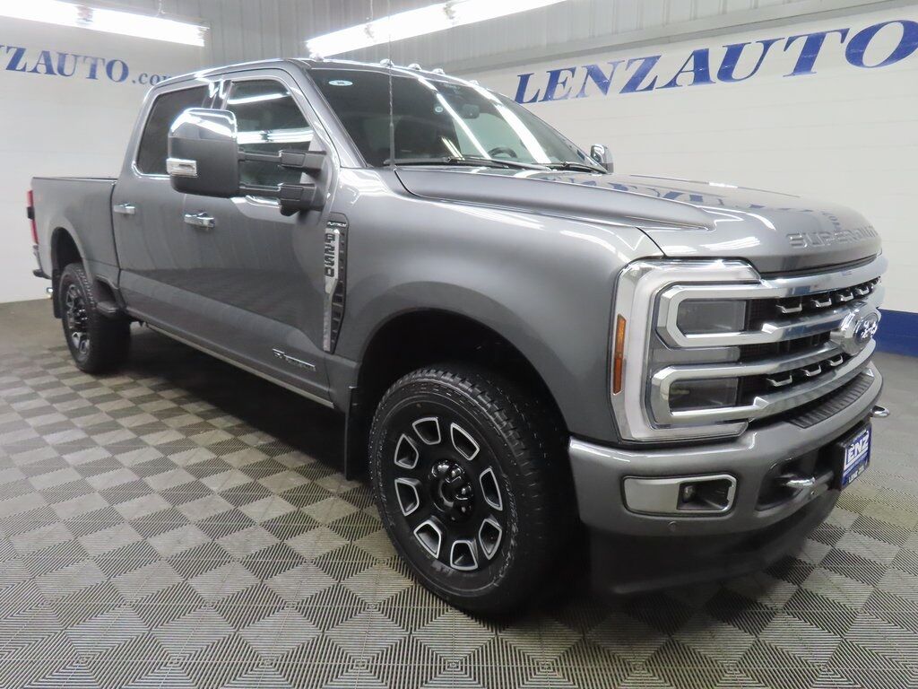 2024 Ford F-250 Super Duty 4x4 Crew Cab Platinum Fond du Lac WI 2024 Ford F-250 Super Duty 4x4 Crew Cab Platinum Fond du Lac WI