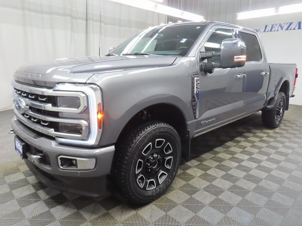 2024 Ford F-250 Super Duty 4x4 Crew Cab Platinum Fond du Lac WI 2024 Ford F-250 Super Duty 4x4 Crew Cab Platinum Fond du Lac WI