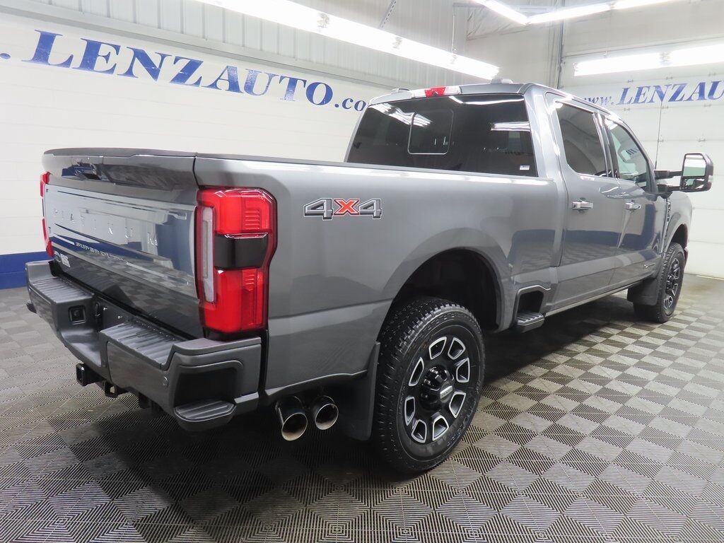 2024 Ford F-250 Super Duty 4x4 Crew Cab Platinum Fond du Lac WI 2024 Ford F-250 Super Duty 4x4 Crew Cab Platinum Fond du Lac WI