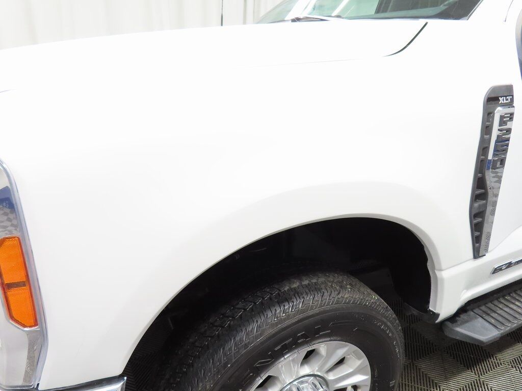 2024 Ford F-250 Super Duty 4x4 Crew Cab XLT Fond du Lac WI 2024 Ford F-250 Super Duty 4x4 Crew Cab XLT Fond du Lac WI