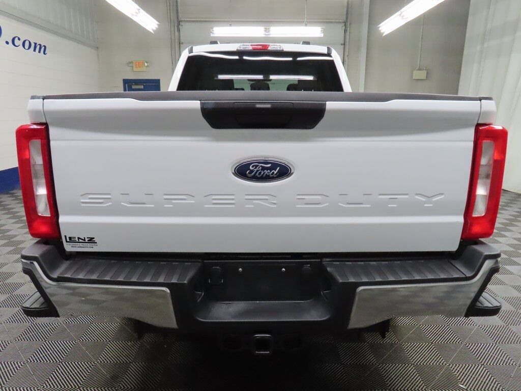 2024 Ford F-250 Super Duty 4x4 Crew Cab XLT Fond du Lac WI 2024 Ford F-250 Super Duty 4x4 Crew Cab XLT Fond du Lac WI