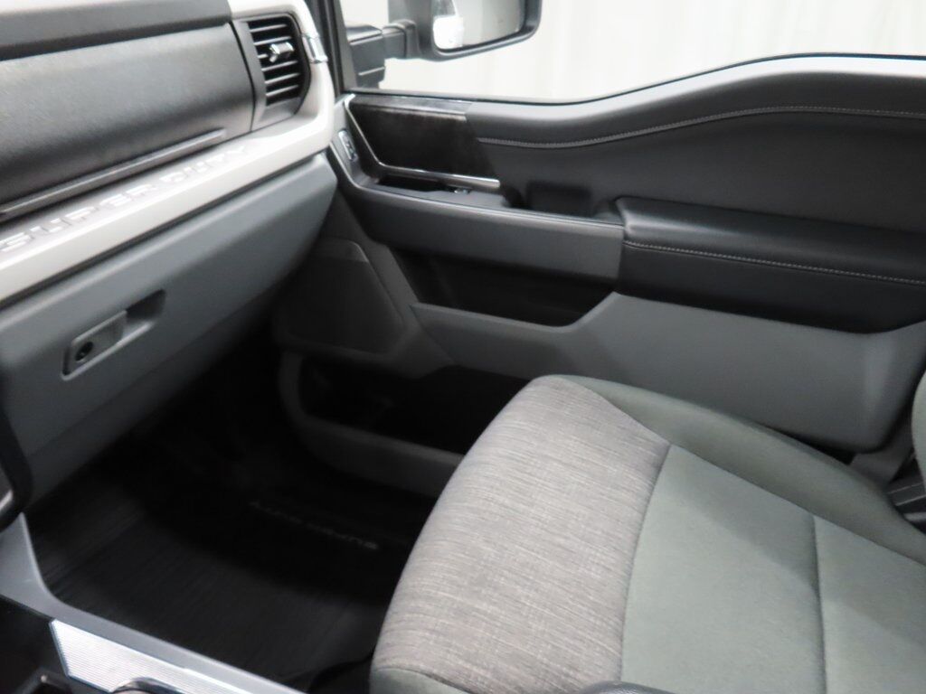 2024 Ford F-250 Super Duty 4x4 Crew Cab XLT Fond du Lac WI 2024 Ford F-250 Super Duty 4x4 Crew Cab XLT Fond du Lac WI