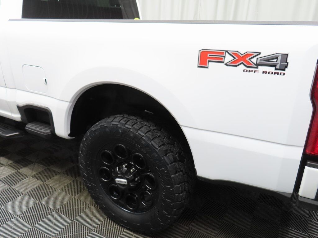 2024 Ford F-250 Super Duty 4x4 Crew Cab XLT Fond du Lac WI 2024 Ford F-250 Super Duty 4x4 Crew Cab XLT Fond du Lac WI