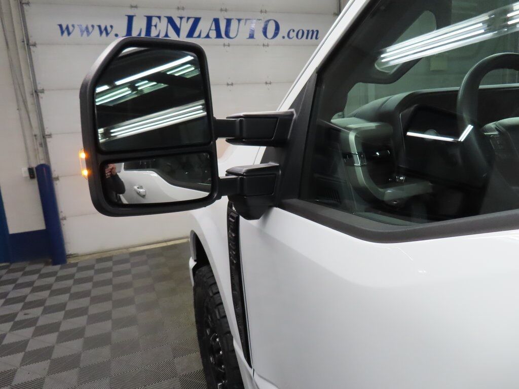 2024 Ford F-250 Super Duty 4x4 Crew Cab XLT Fond du Lac WI 2024 Ford F-250 Super Duty 4x4 Crew Cab XLT Fond du Lac WI