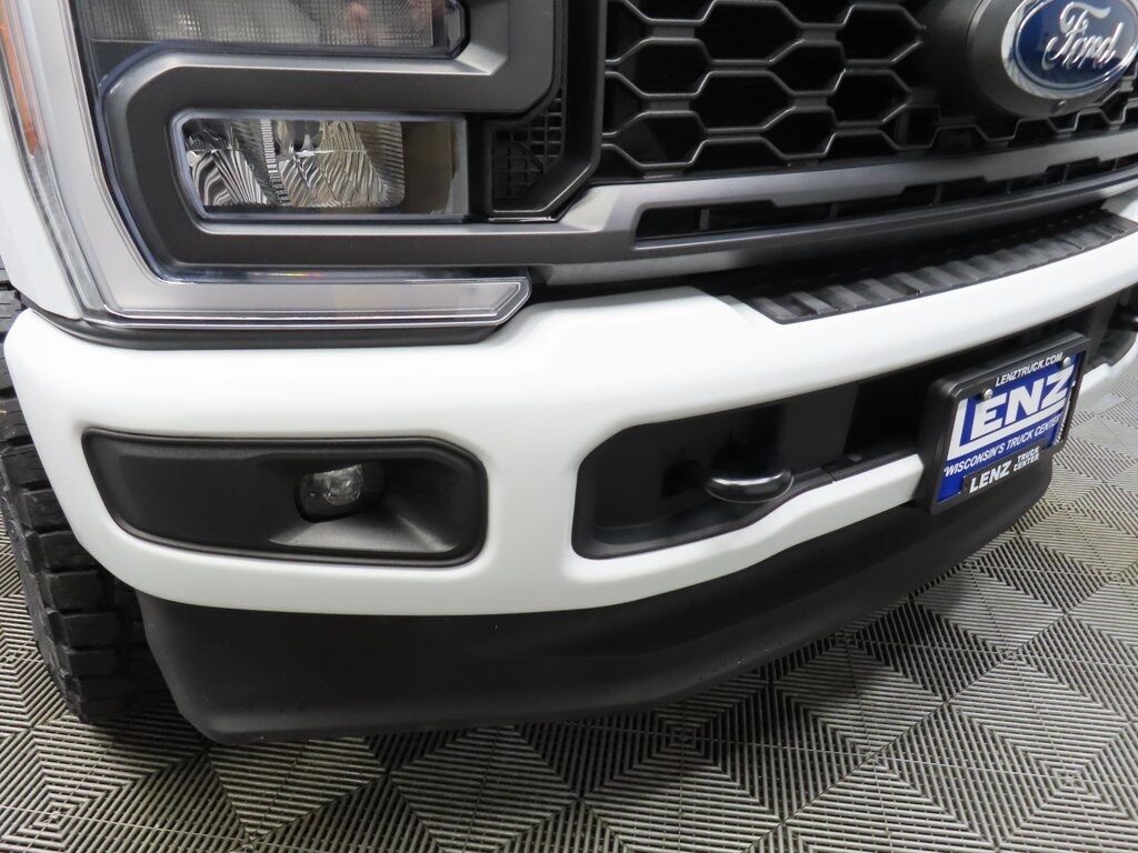 2024 Ford F-250 Super Duty 4x4 Crew Cab XLT Fond du Lac WI 2024 Ford F-250 Super Duty 4x4 Crew Cab XLT Fond du Lac WI