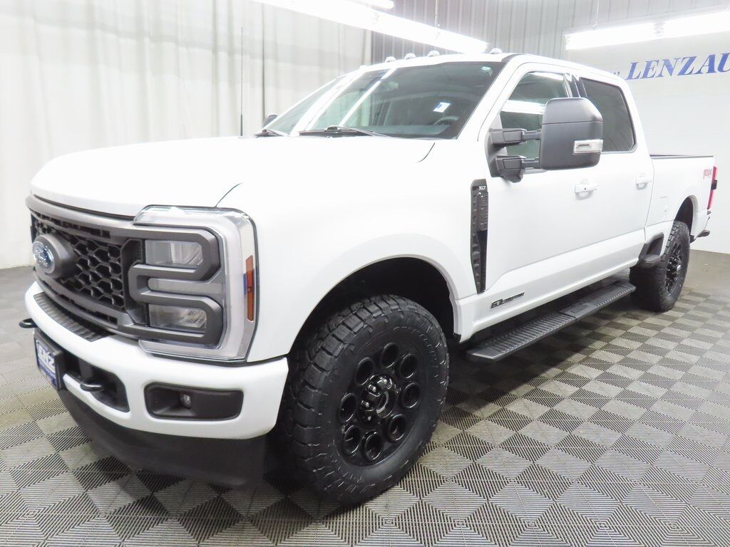 2024 Ford F-250 Super Duty 4x4 Crew Cab XLT Fond du Lac WI 2024 Ford F-250 Super Duty 4x4 Crew Cab XLT Fond du Lac WI