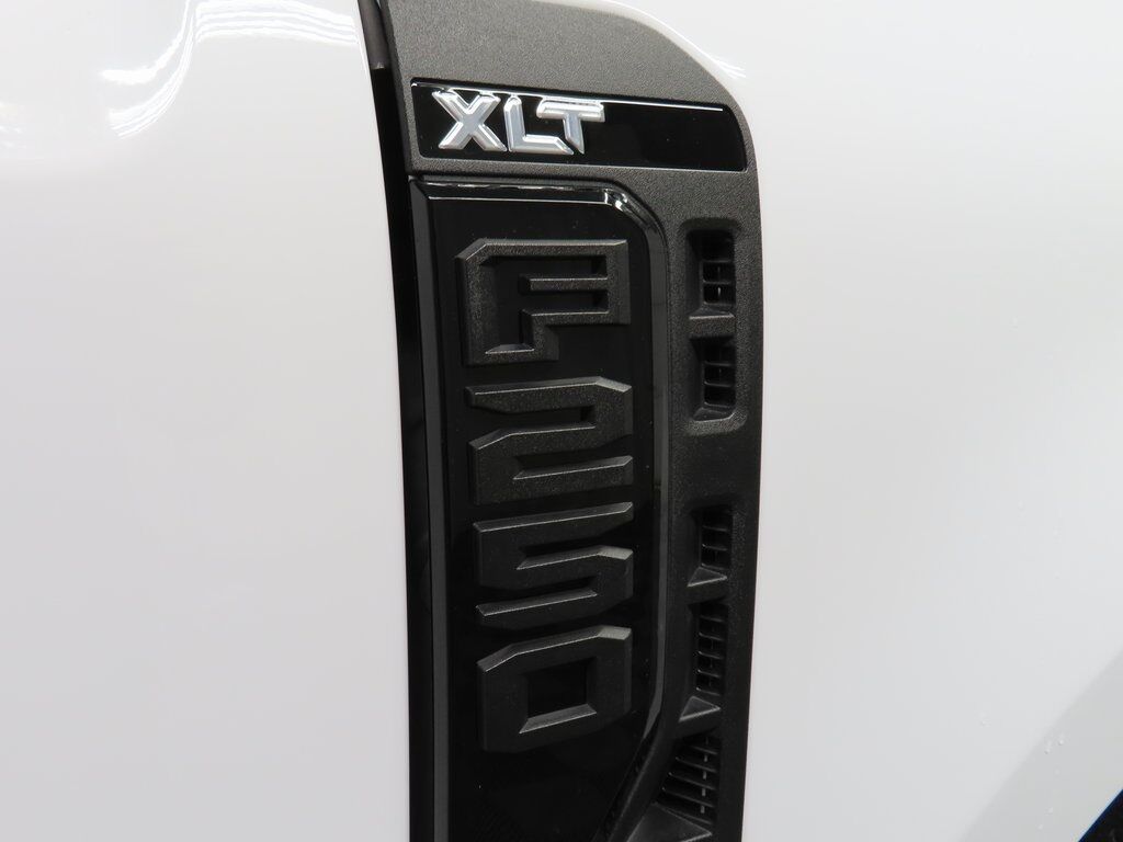 2024 Ford F-250 Super Duty 4x4 Crew Cab XLT Fond du Lac WI 2024 Ford F-250 Super Duty 4x4 Crew Cab XLT Fond du Lac WI