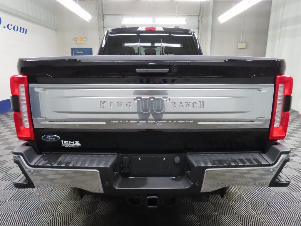 2024 Ford F-350 Super Duty 4x4 Crew Cab King Ranch SRW Fond du Lac WI 2024 Ford F-350 Super Duty 4x4 Crew Cab King Ranch SRW Fond du Lac WI
