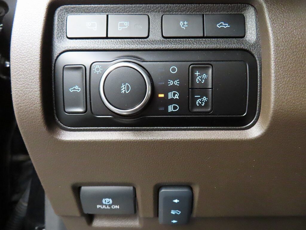 2024 Ford F-350 Super Duty 4x4 Crew Cab King Ranch SRW Fond du Lac WI 2024 Ford F-350 Super Duty 4x4 Crew Cab King Ranch SRW Fond du Lac WI