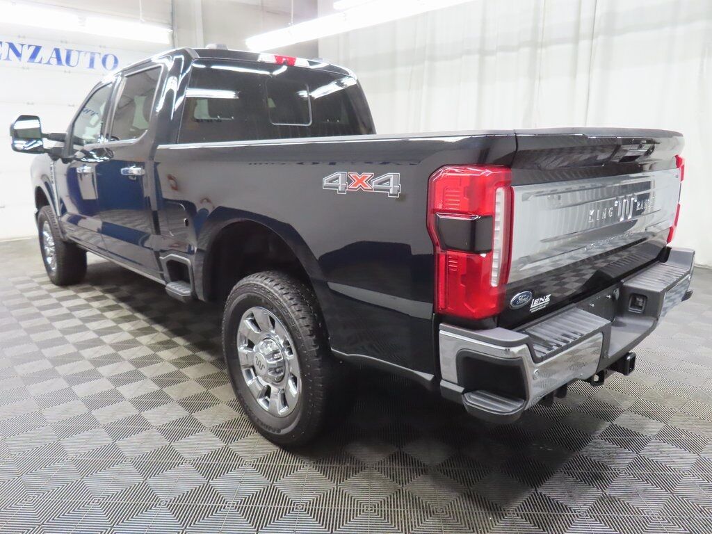 2024 Ford F-350 Super Duty 4x4 Crew Cab King Ranch SRW Fond du Lac WI 2024 Ford F-350 Super Duty 4x4 Crew Cab King Ranch SRW Fond du Lac WI