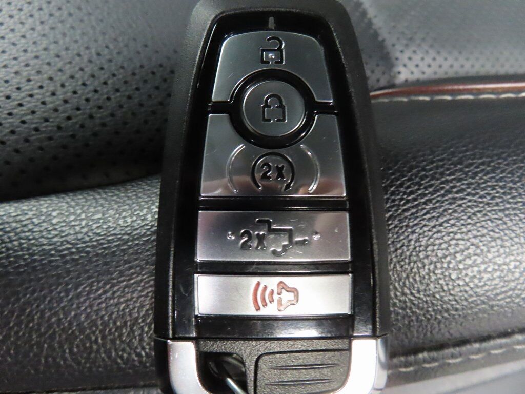 2024 Ford F-350 Super Duty 4x4 Crew Cab Lariat Fond du Lac WI 2024 Ford F-350 Super Duty 4x4 Crew Cab Lariat Fond du Lac WI