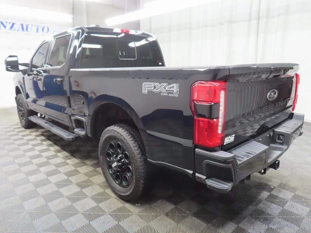 2024 Ford F-350 Super Duty 4x4 Crew Cab Lariat Fond du Lac WI 2024 Ford F-350 Super Duty 4x4 Crew Cab Lariat Fond du Lac WI