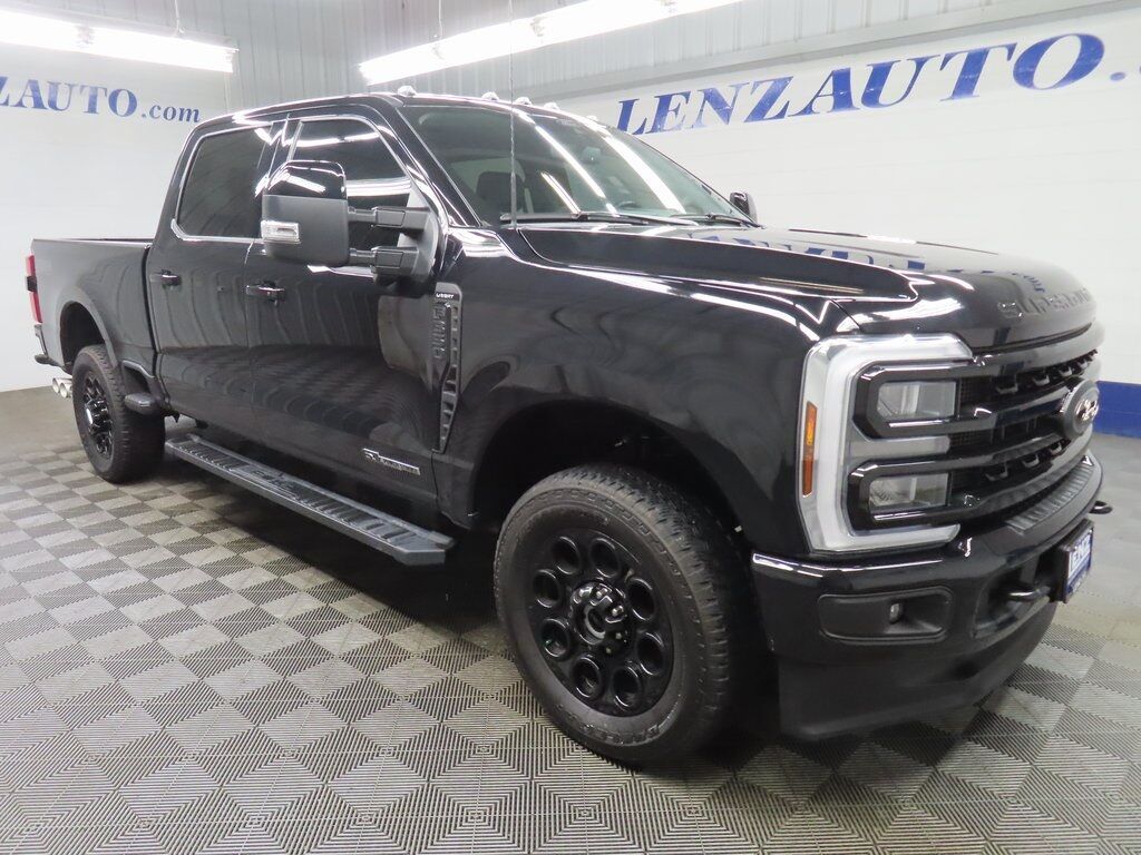 2024 Ford F-350 Super Duty 4x4 Crew Cab Lariat Fond du Lac WI 2024 Ford F-350 Super Duty 4x4 Crew Cab Lariat Fond du Lac WI