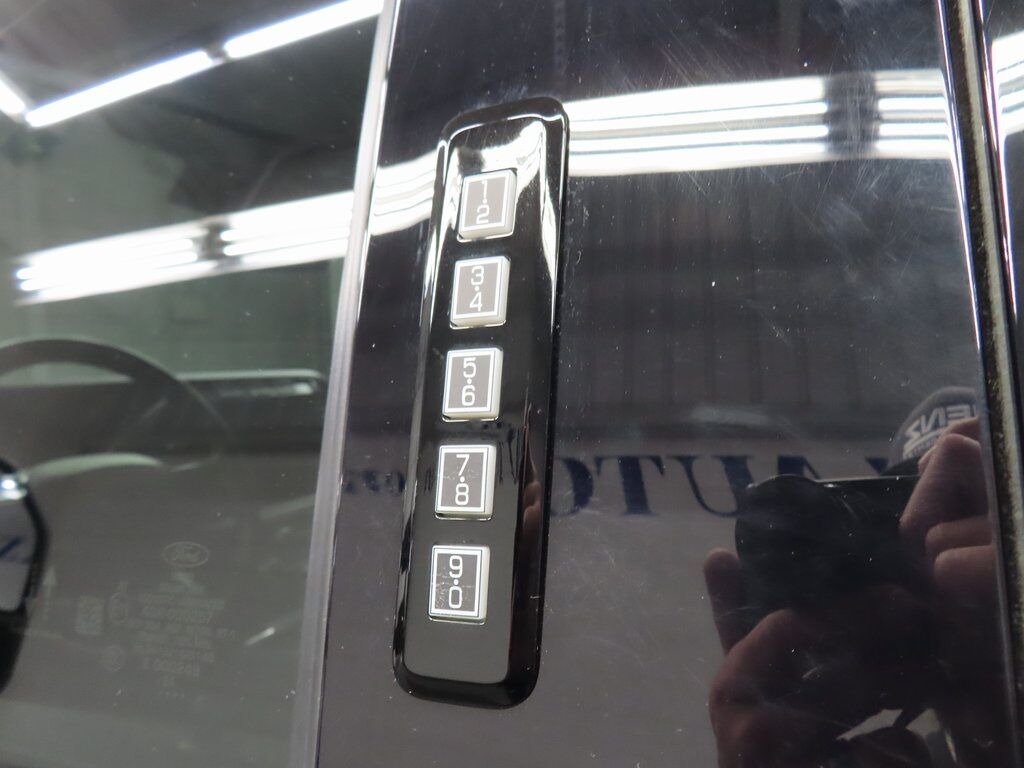 2024 Ford F-350 Super Duty 4x4 Crew Cab Lariat SRW Fond du Lac WI 2024 Ford F-350 Super Duty 4x4 Crew Cab Lariat SRW Fond du Lac WI