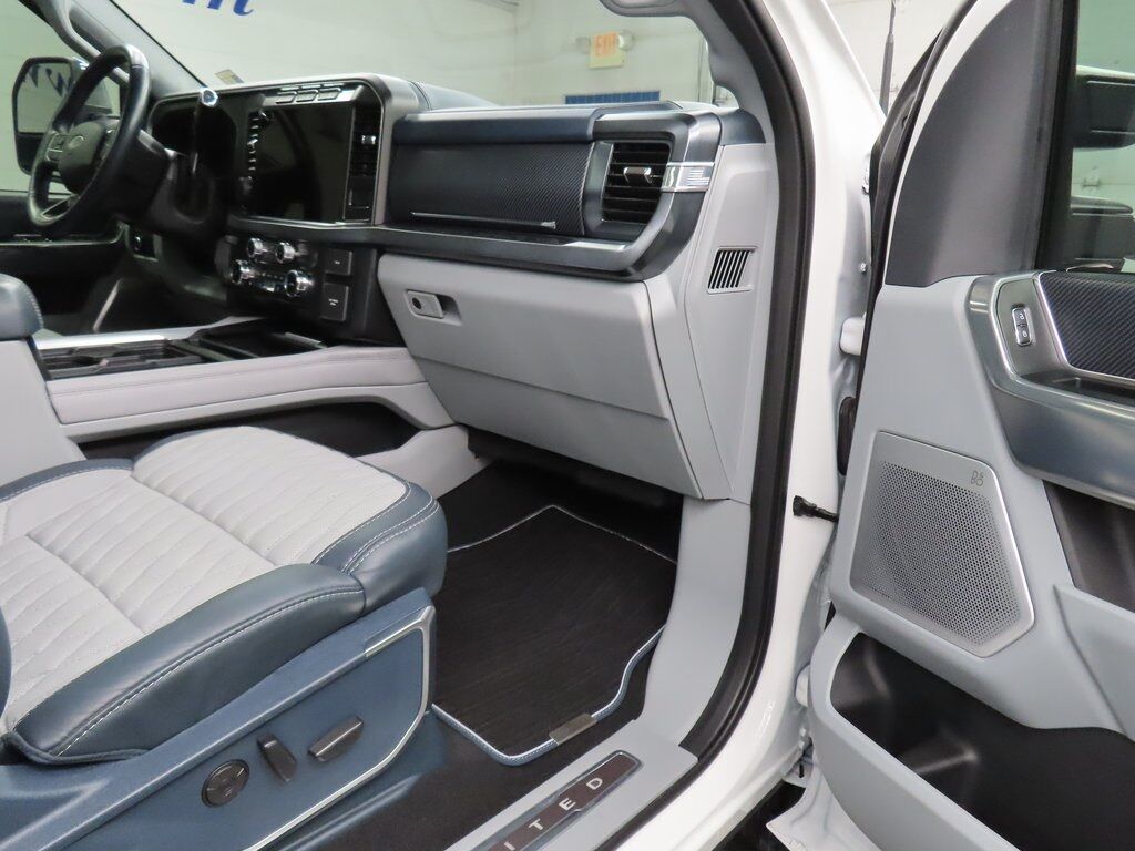 2024 Ford F-350 Super Duty 4x4 Crew Cab Limited SRW Fond du Lac WI 2024 Ford F-350 Super Duty 4x4 Crew Cab Limited SRW Fond du Lac WI