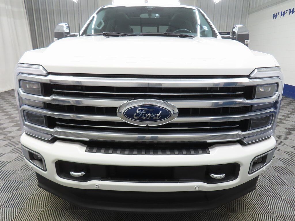 2024 Ford F-350 Super Duty 4x4 Crew Cab Limited SRW Fond du Lac WI 2024 Ford F-350 Super Duty 4x4 Crew Cab Limited SRW Fond du Lac WI