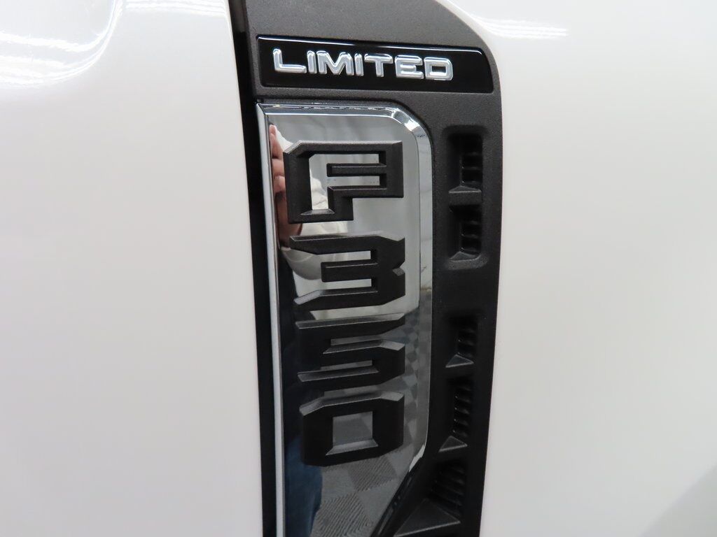 2024 Ford F-350 Super Duty 4x4 Crew Cab Limited SRW Fond du Lac WI 2024 Ford F-350 Super Duty 4x4 Crew Cab Limited SRW Fond du Lac WI