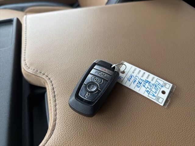 2024 Ford F-350SD Lariat Watertown SD 2024 Ford F-350SD Lariat Watertown SD