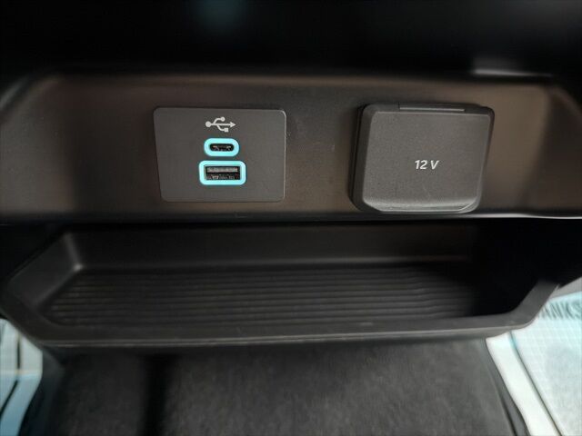 2024 Ford F-350SD Lariat Watertown SD 2024 Ford F-350SD Lariat Watertown SD