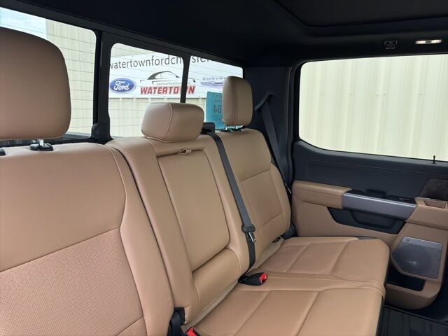 2024 Ford F-350SD Lariat Watertown SD 2024 Ford F-350SD Lariat Watertown SD