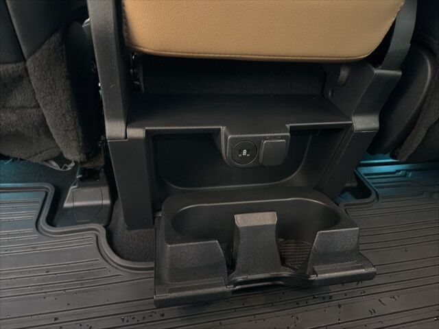 2024 Ford F-350SD Lariat Watertown SD 2024 Ford F-350SD Lariat Watertown SD