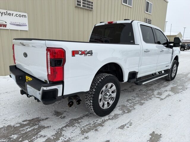 2024 Ford F-350SD Lariat Watertown SD 2024 Ford F-350SD Lariat Watertown SD