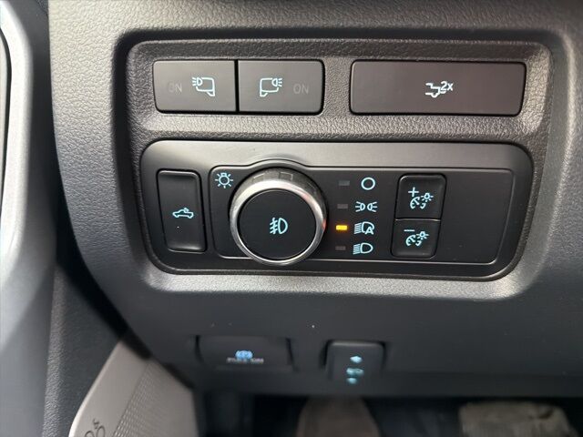 2024 Ford F-350SD Lariat Watertown SD 2024 Ford F-350SD Lariat Watertown SD