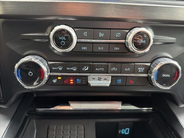 2024 Ford F-350SD Lariat Watertown SD 2024 Ford F-350SD Lariat Watertown SD