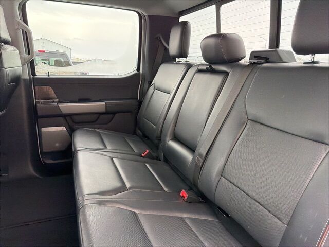 2024 Ford F-350SD Lariat Watertown SD 2024 Ford F-350SD Lariat Watertown SD