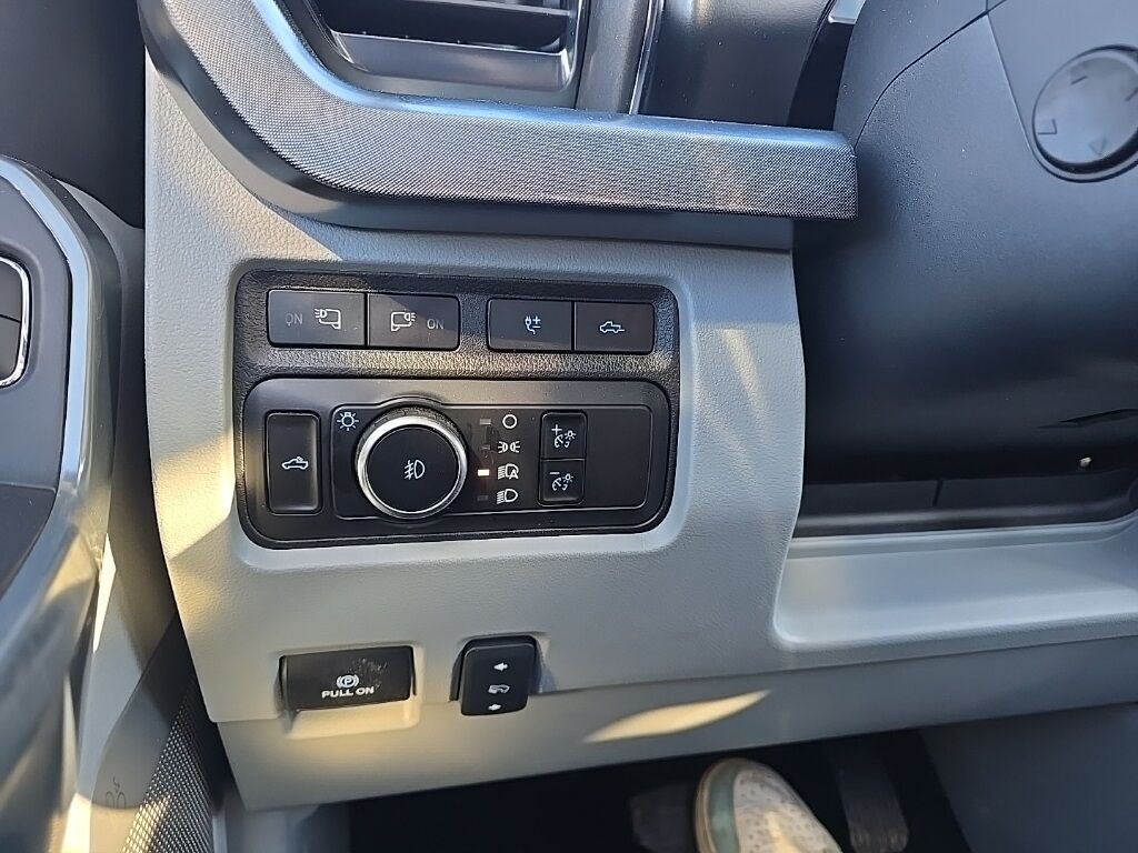 2024 Ford F-450 Super Duty 4x4 Crew Cab Limited DRW Fond du Lac WI 2024 Ford F-450 Super Duty 4x4 Crew Cab Limited DRW Fond du Lac WI