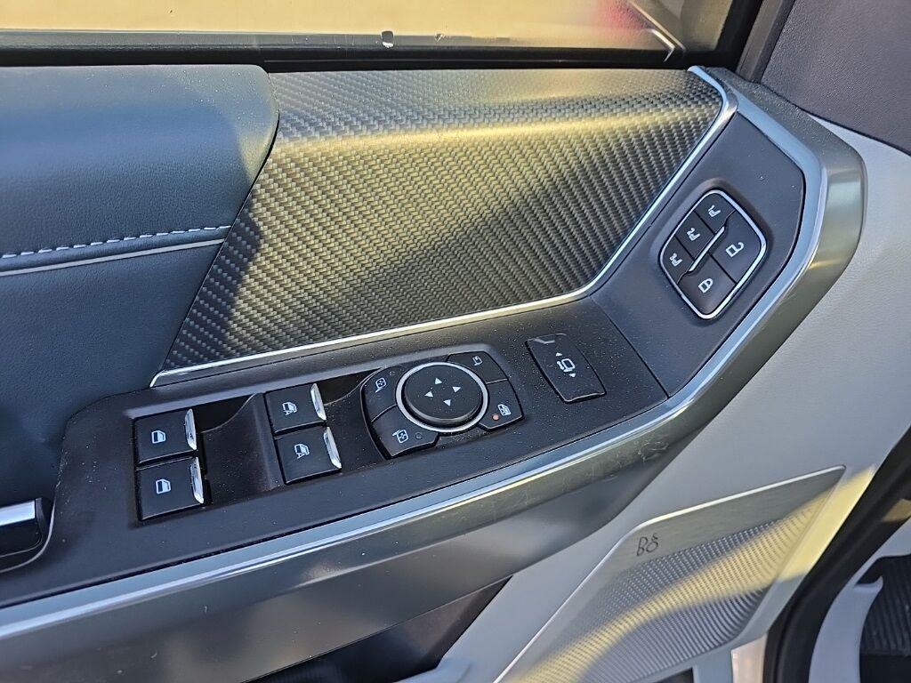 2024 Ford F-450 Super Duty 4x4 Crew Cab Limited DRW Fond du Lac WI 2024 Ford F-450 Super Duty 4x4 Crew Cab Limited DRW Fond du Lac WI