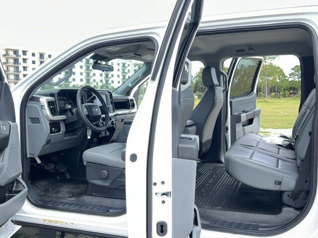 2024 Ford F-550XL 4x4 Crew Cab 9'4 CM Truck Beds Steel Skirted Gooseneck Flatbed Truck Homestead FL 2024 Ford F-550XL 4x4 Crew Cab 9'4 CM Truck Beds Steel Skirted Gooseneck Flatbed Truck Homestead FL