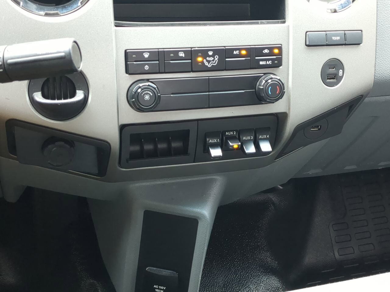 2024 Ford F-750SD Appleton WI