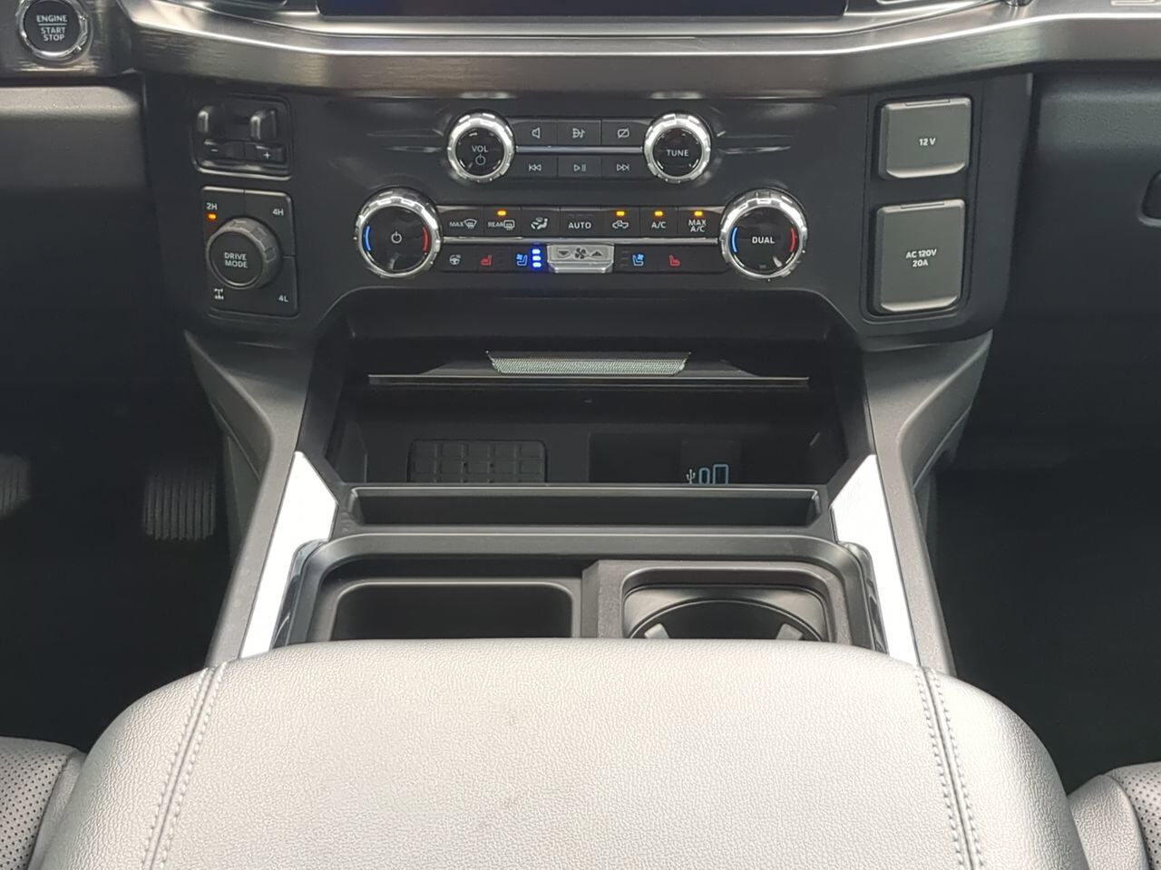 2024 Ford Super Duty F-250 SRW LARIAT Appleton WI