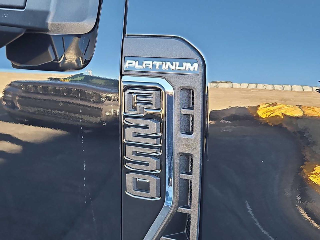 2024 Ford Super Duty F-250 SRW Platinum Irving TX