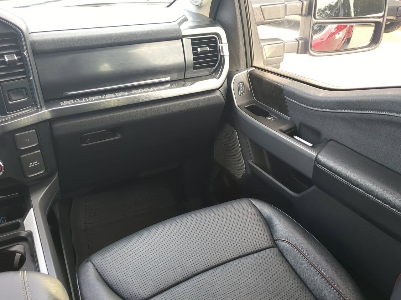 2024 Ford Super Duty F-350 DRW LARIAT Appleton WI