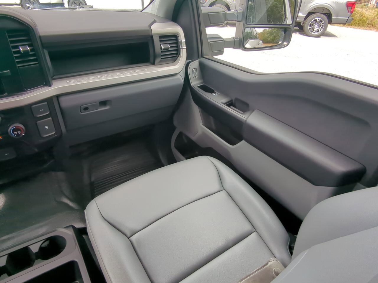 2024 Ford Super Duty F-350 DRW XL Appleton WI