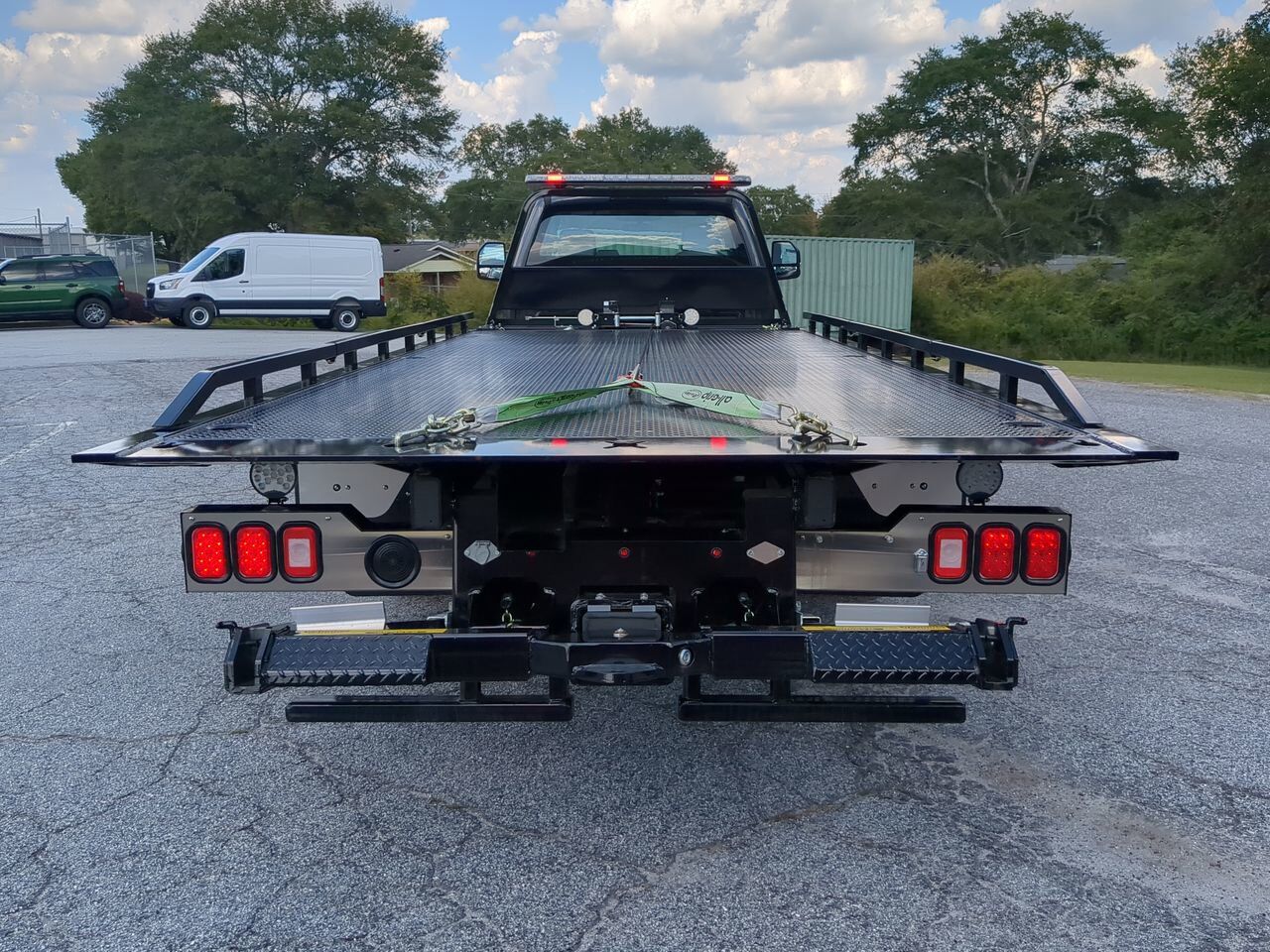 2024 Ford Super Duty F-550 DRW 19.5ft Chevron Rollback Appleton WI