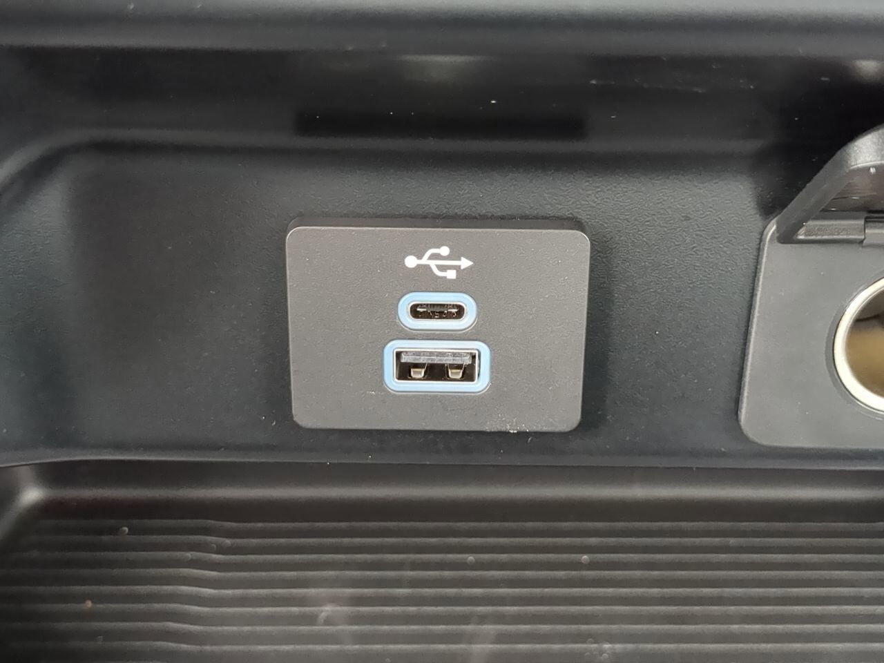 2024 Ford Super Duty F-550 DRW Rollback Appleton WI