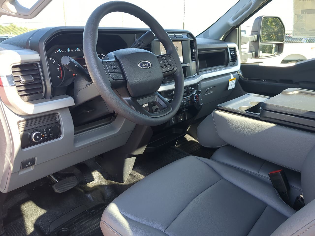 2024 Ford Super Duty F-550 DRW XL Appleton WI