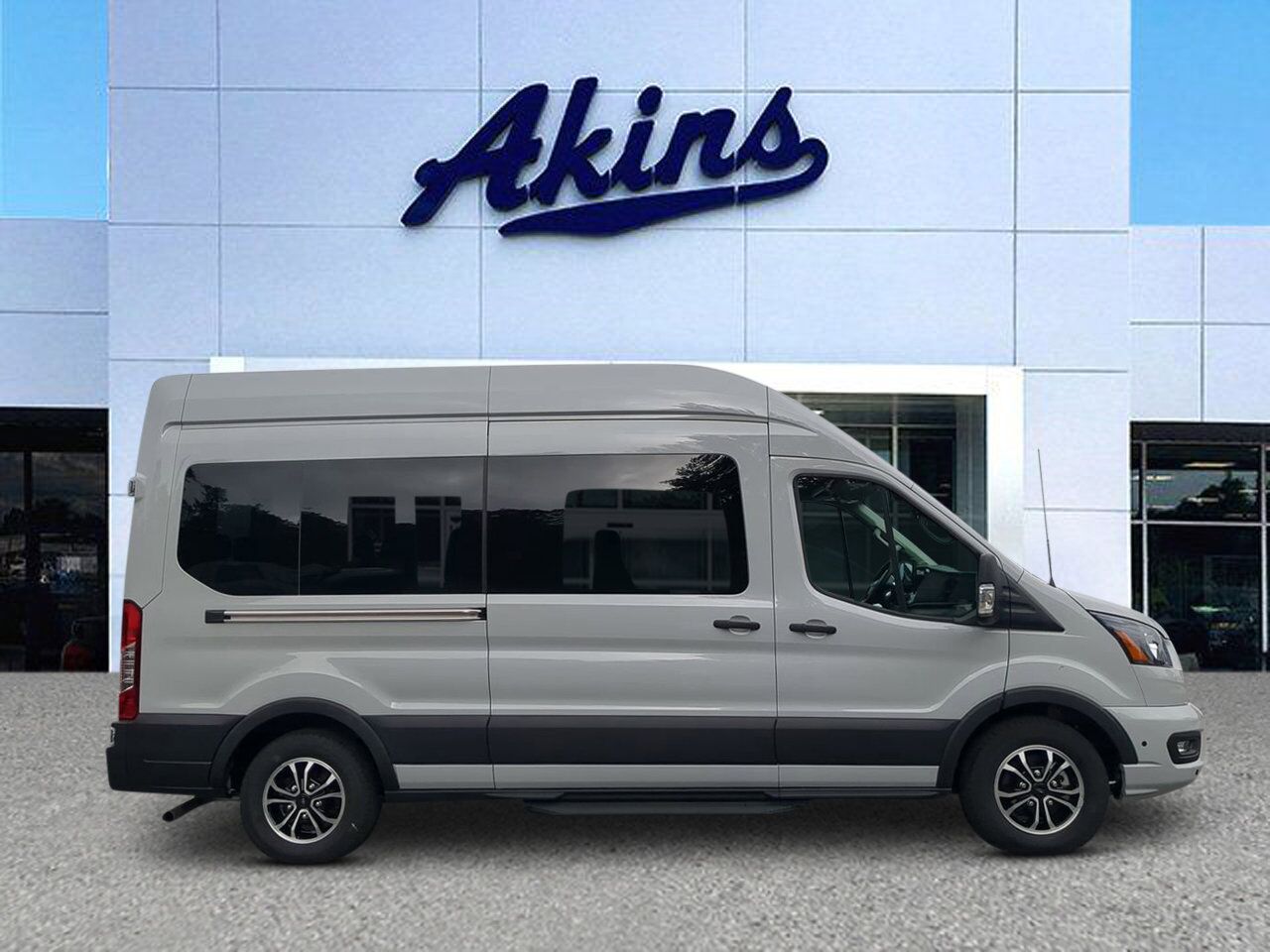 2024 Ford Transit Passenger Wagon XLT Appleton WI