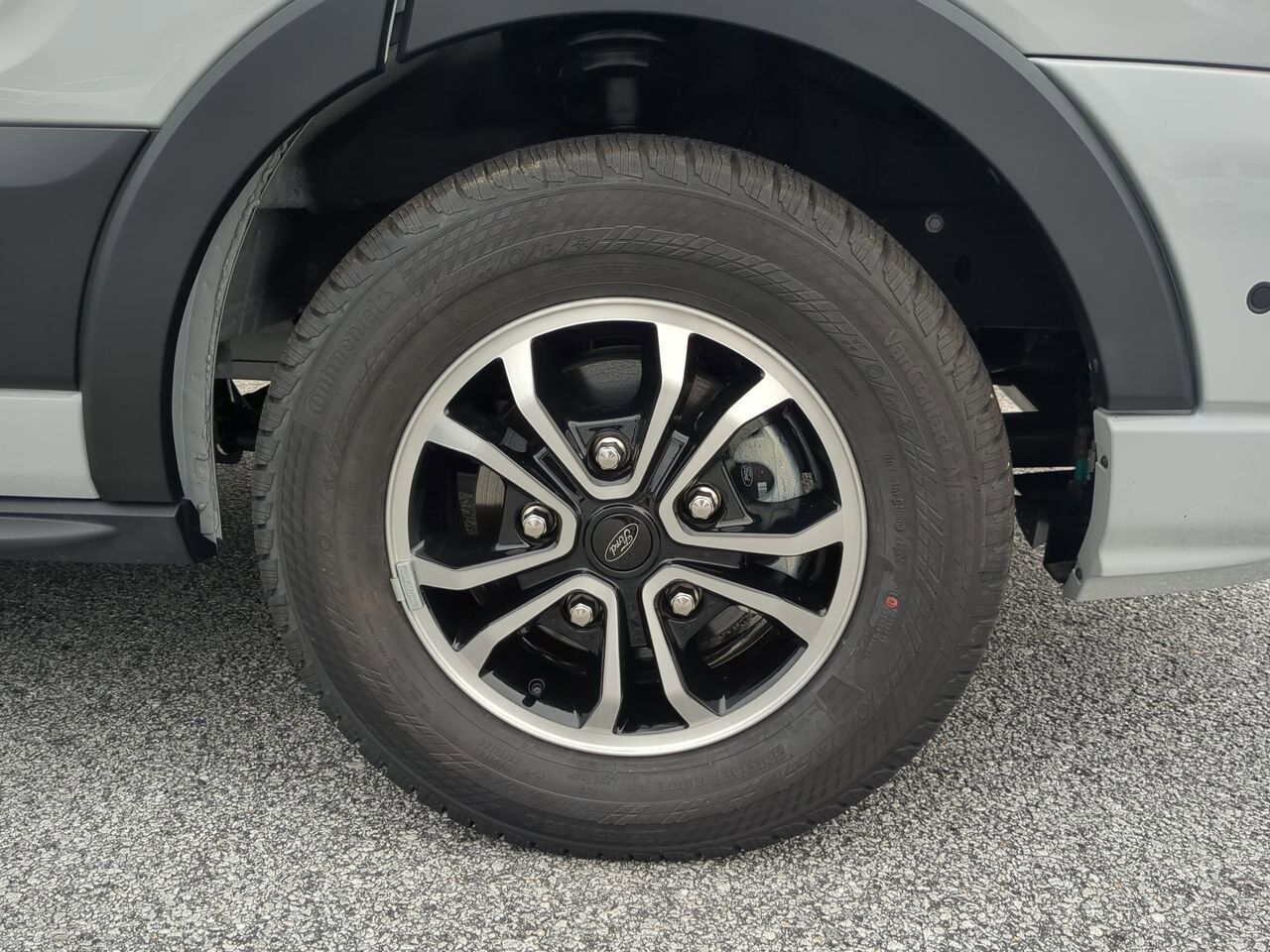 2024 Ford Transit Passenger Wagon XLT Appleton WI