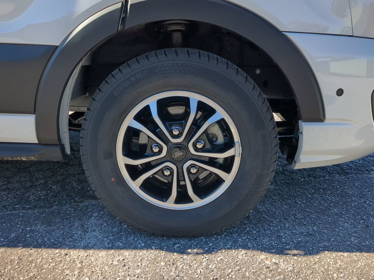 2024 Ford Transit Passenger Wagon XLT Appleton WI