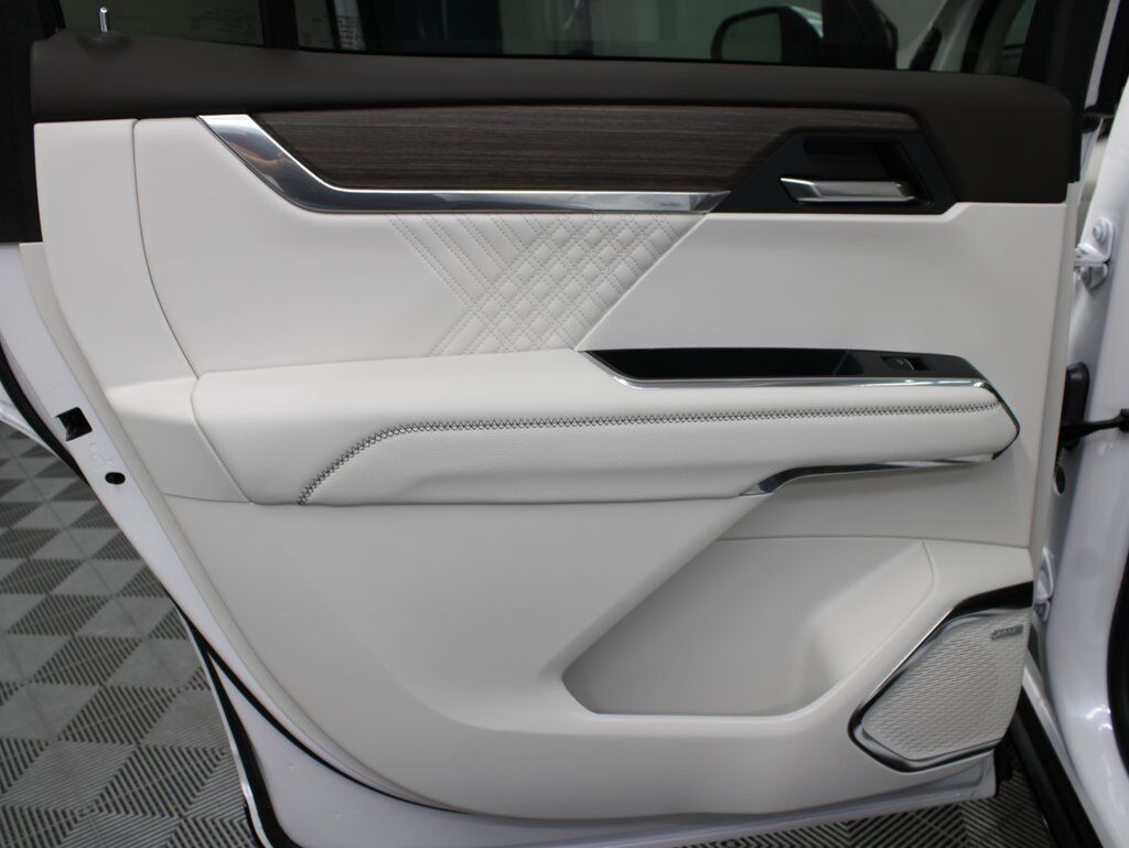 2024 GMC Acadia Denali AWD Fond du Lac WI 2024 GMC Acadia Denali AWD Fond du Lac WI