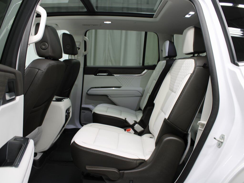 2024 GMC Acadia Denali AWD Fond du Lac WI 2024 GMC Acadia Denali AWD Fond du Lac WI