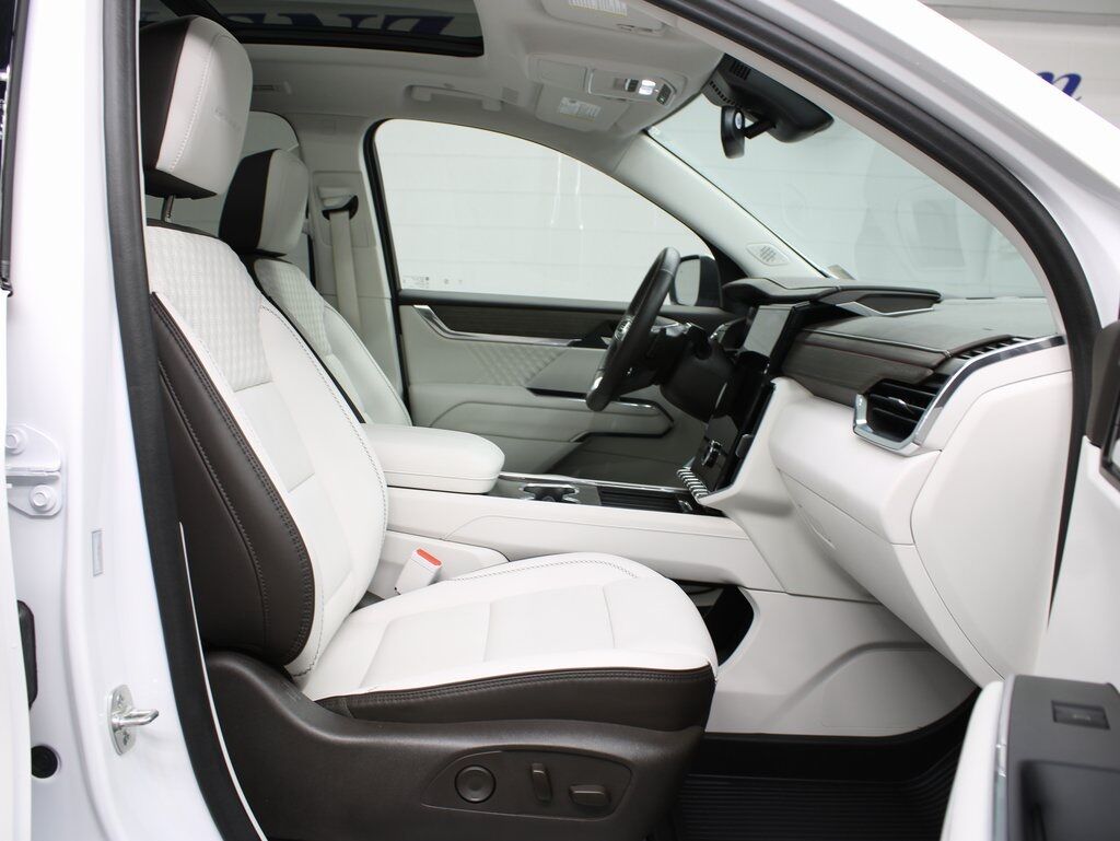 2024 GMC Acadia Denali AWD Fond du Lac WI 2024 GMC Acadia Denali AWD Fond du Lac WI