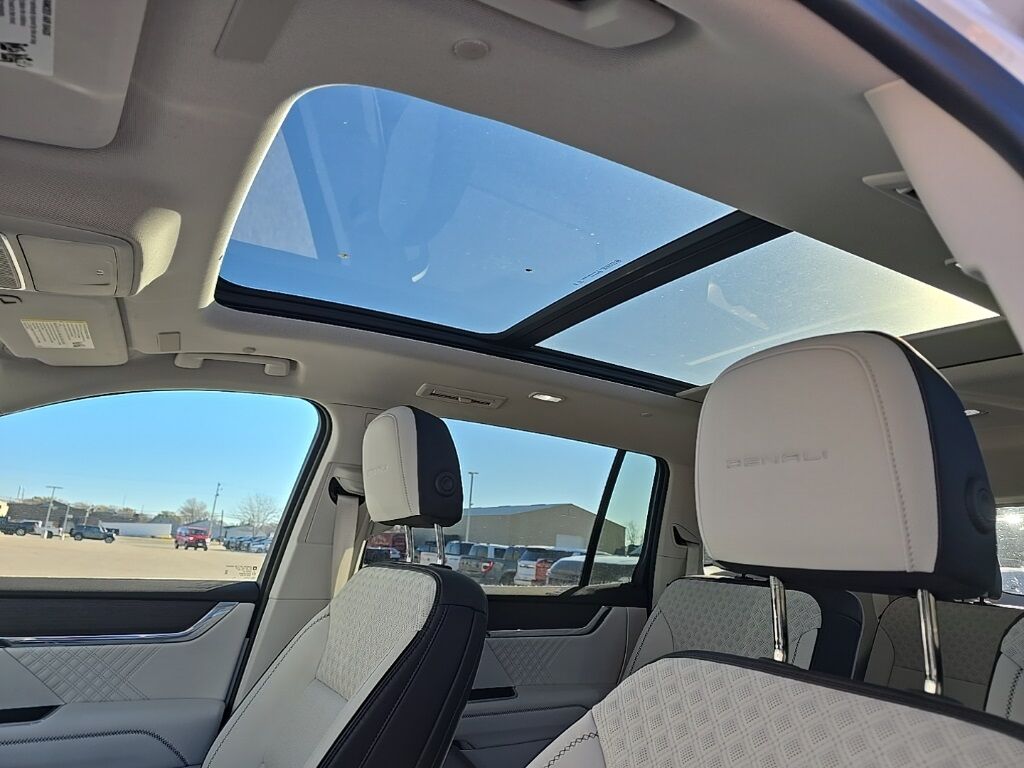 2024 GMC Acadia Denali AWD Minocqua WI 2024 GMC Acadia Denali AWD Minocqua WI