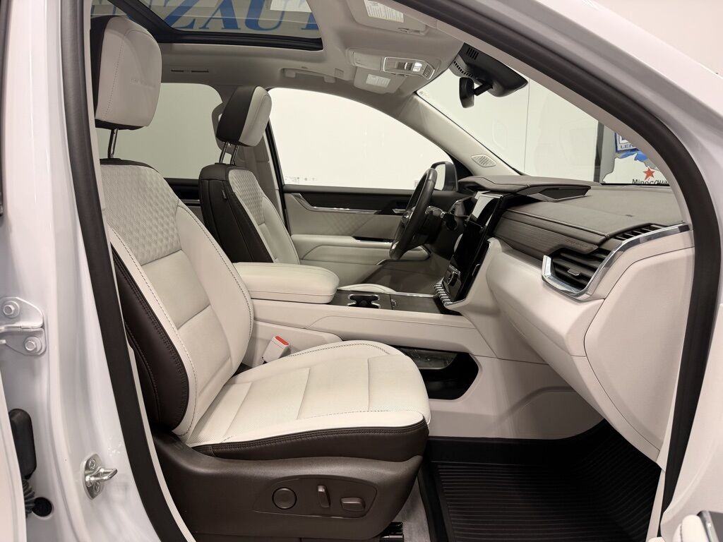 2024 GMC Acadia Denali AWD Minocqua WI 2024 GMC Acadia Denali AWD Minocqua WI